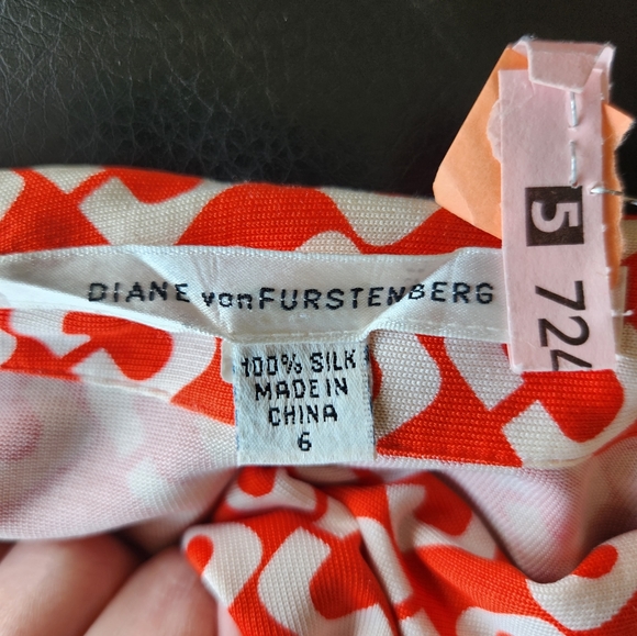 DVF Diane von Furstenberg Mid Length Chain Red Dress Size 6 - Picture 7 of 7